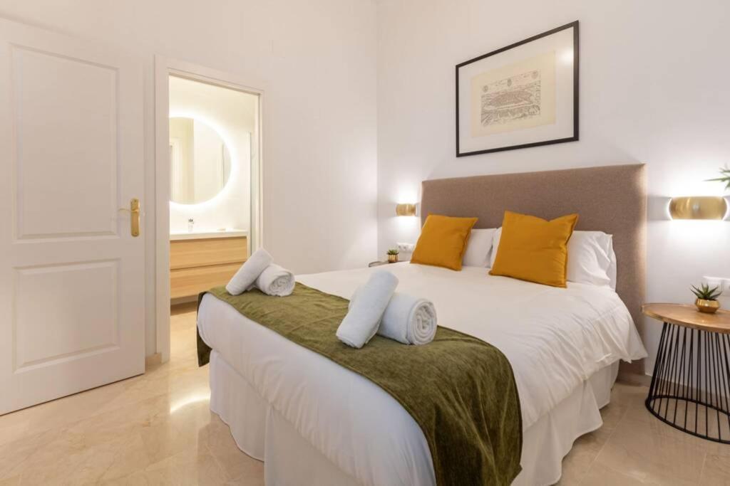 Mumu Luxury Suite Lirio Seville Exterior photo