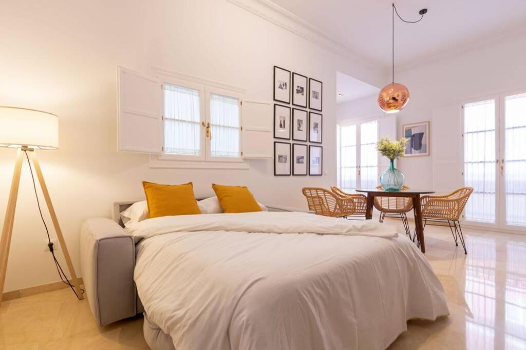 Mumu Luxury Suite Lirio Seville Exterior photo