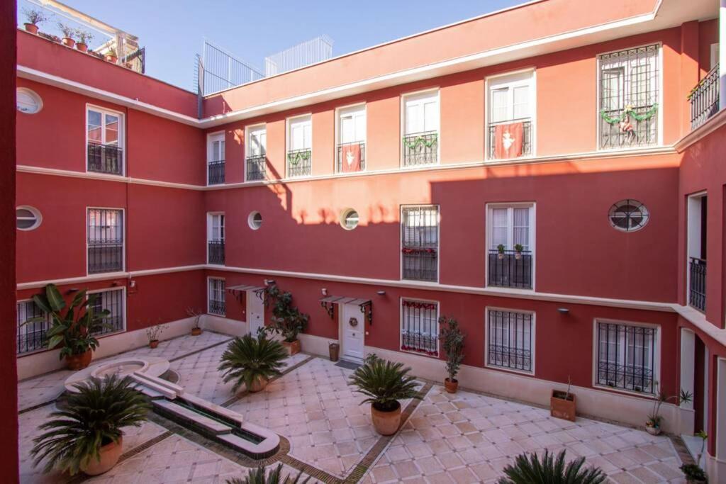 Mumu Luxury Suite Lirio Seville Exterior photo