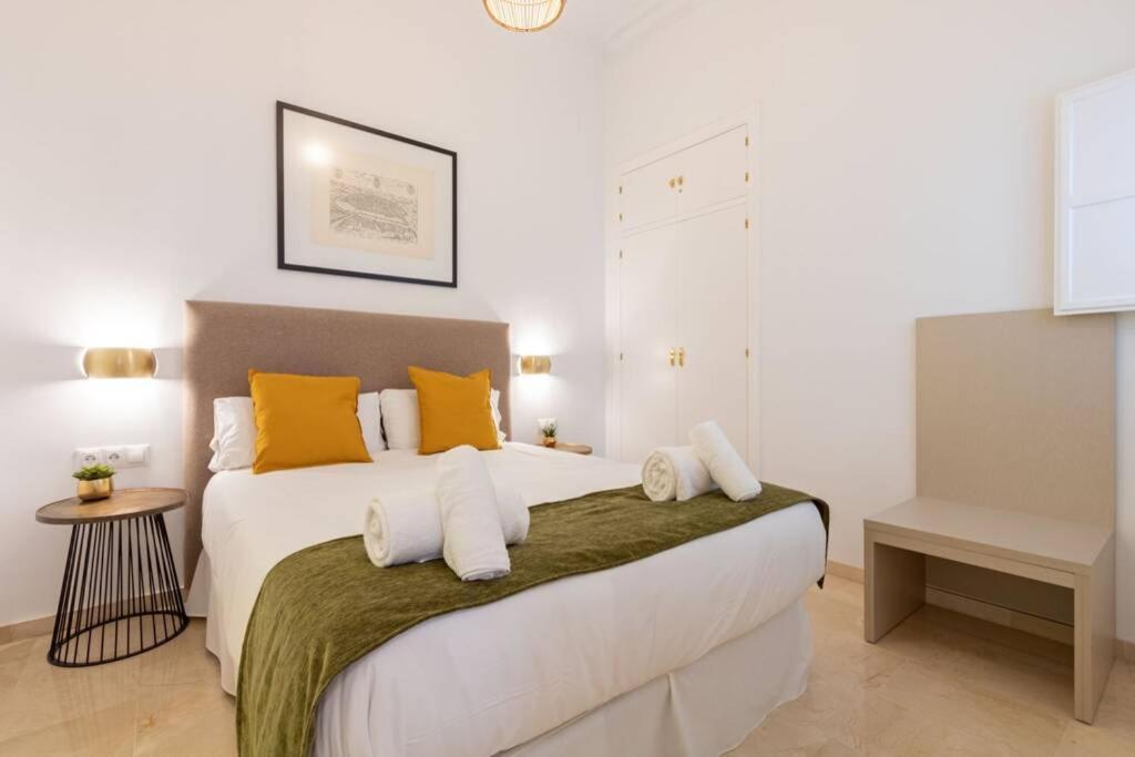 Mumu Luxury Suite Lirio Seville Exterior photo