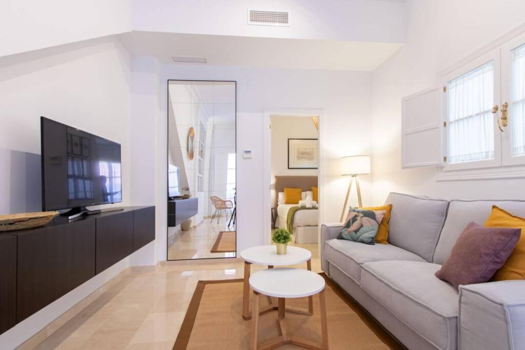 Mumu Luxury Suite Lirio Seville Exterior photo